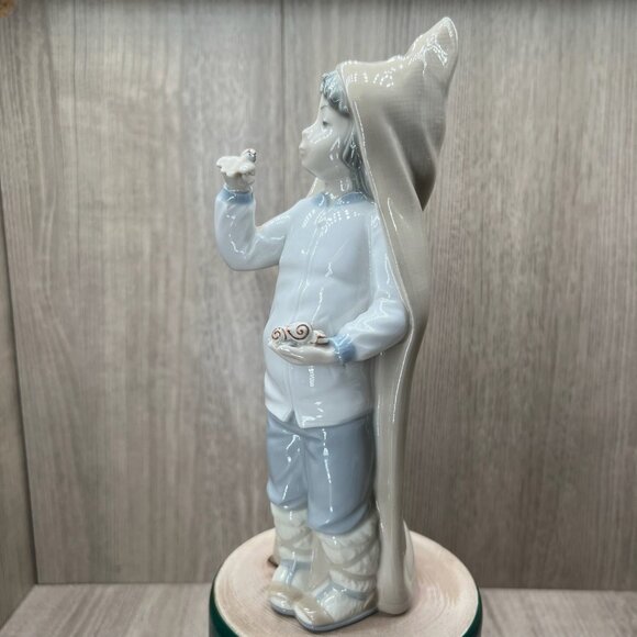 Vtg Lladro #4896 Boy with Snails Glossy Retired Porcelain Figurine 9" Muted Blue - Picture 4 of 13